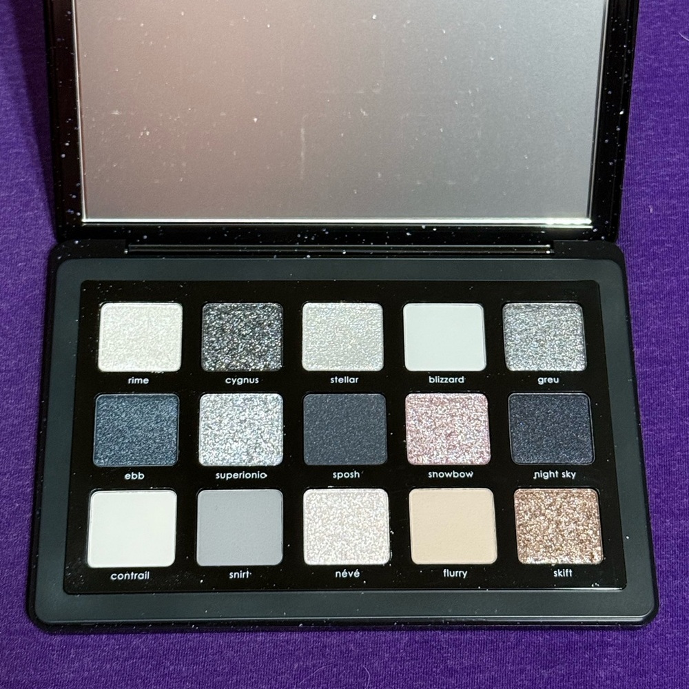 Xenon palette